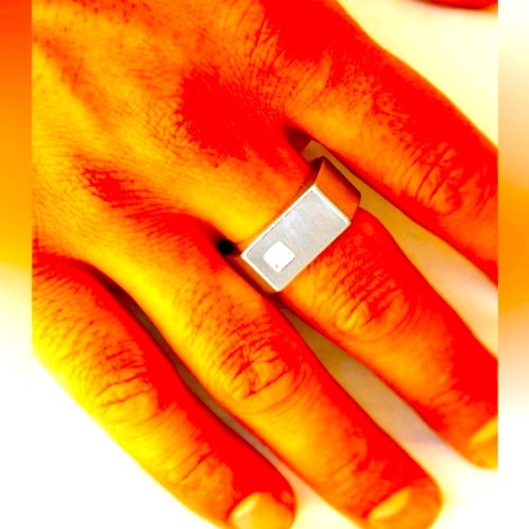 🔥💪🏼🔥 MEN❗️ PAPARAZZI “STEADFAST” WHITE RING❗️🔥💪🏼🔥 - Picture 2 of 5